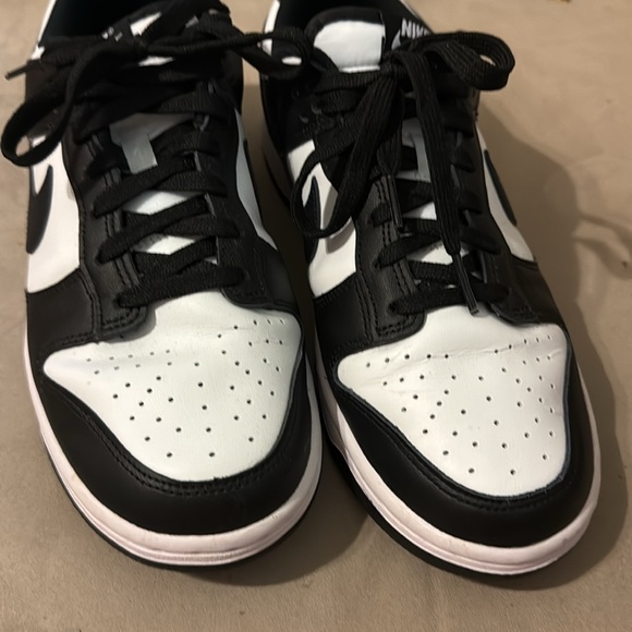 Nike Dunk Low basketball Black and White Sneakers women’s sz 9 panda - Picture 2 of 11